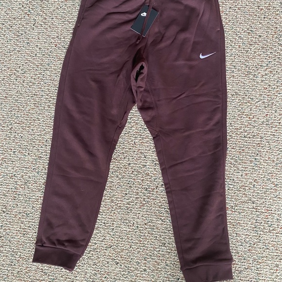 Brand new Nike brown track suit - Picture 2 of 4